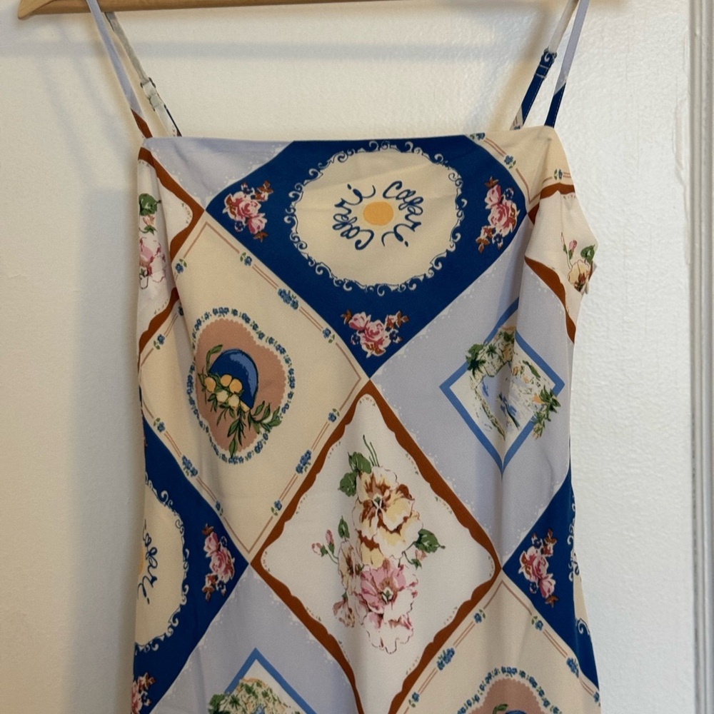 Abercrombie & Fitch Cream and Blue Floral Print Maxi Dress - Picture 2 of 8
